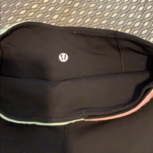 Lululemon pants - Picture 4 of 7